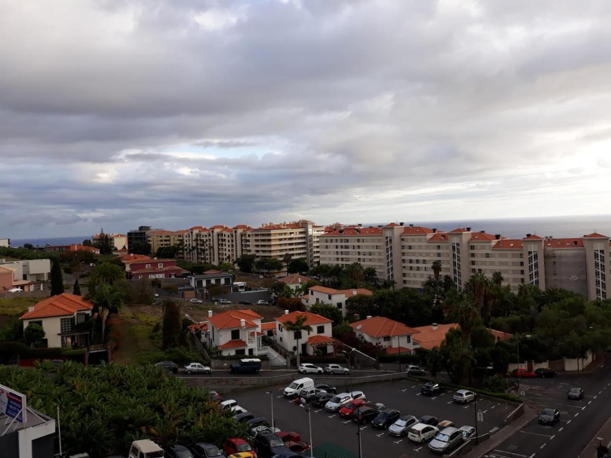 Elegant Apartment With Sea Views By Trip2Portugal ฟุงชาล ภายนอก รูปภาพ