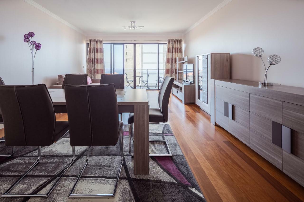 Elegant Apartment With Sea Views By Trip2Portugal ฟุงชาล ภายนอก รูปภาพ