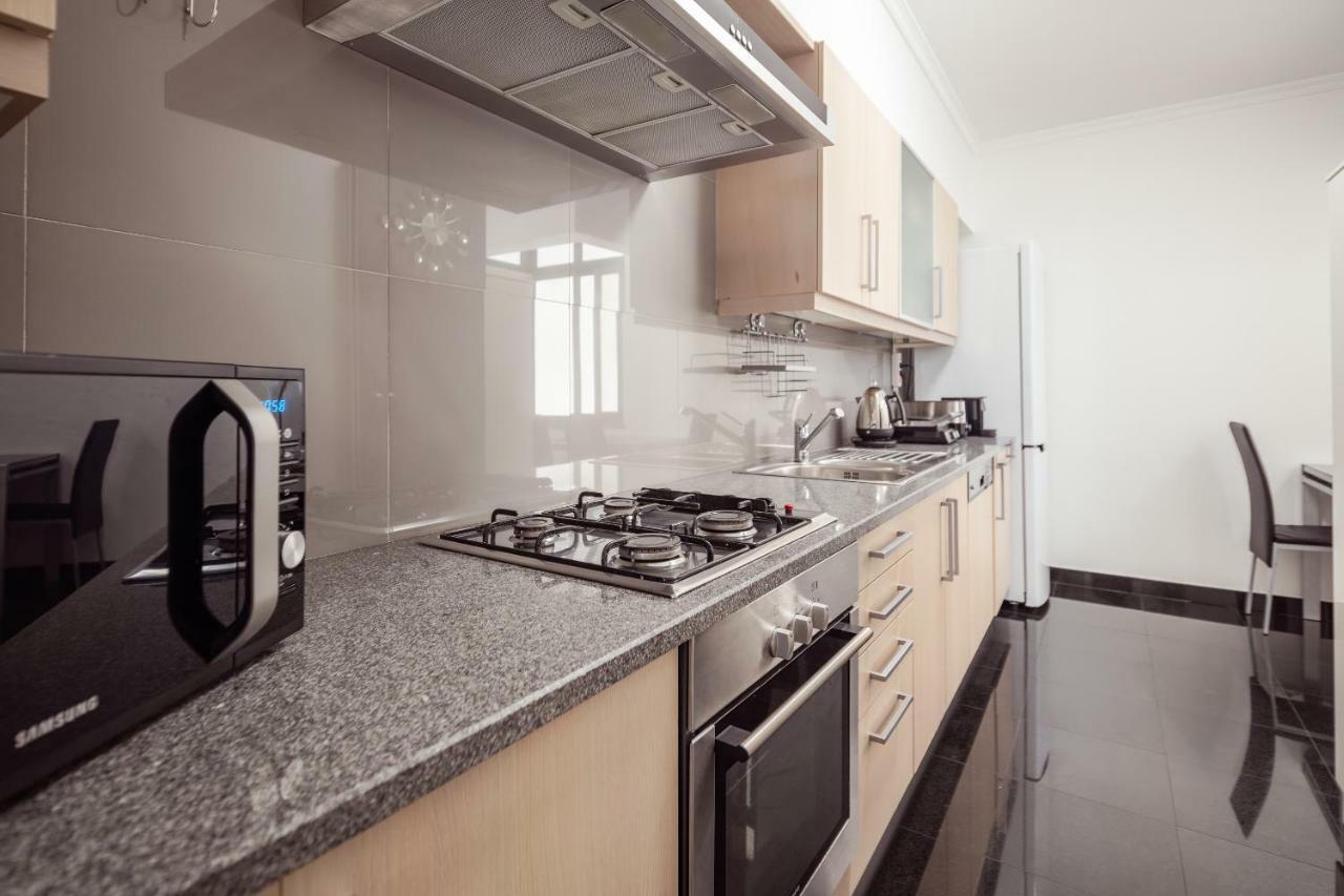 Elegant Apartment With Sea Views By Trip2Portugal ฟุงชาล ภายนอก รูปภาพ