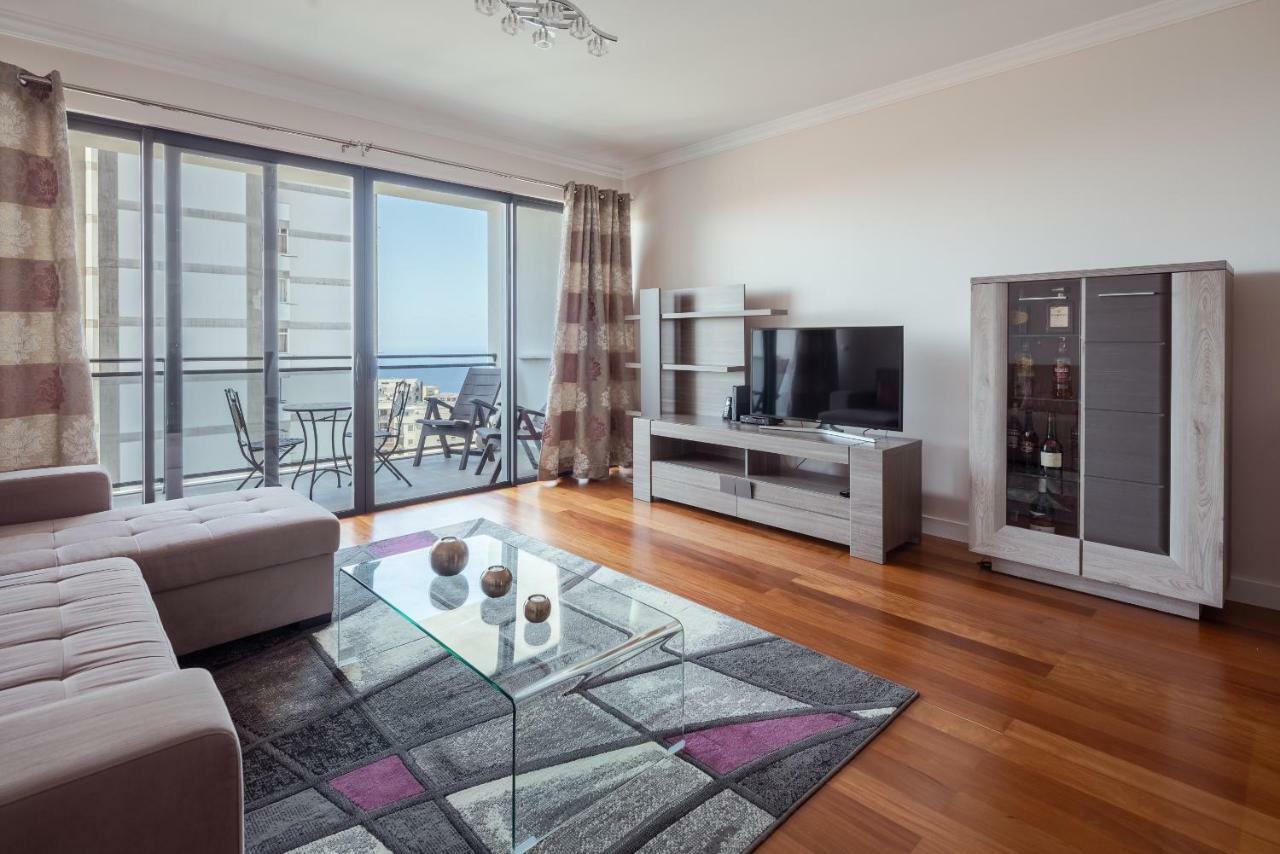 Elegant Apartment With Sea Views By Trip2Portugal ฟุงชาล ภายนอก รูปภาพ