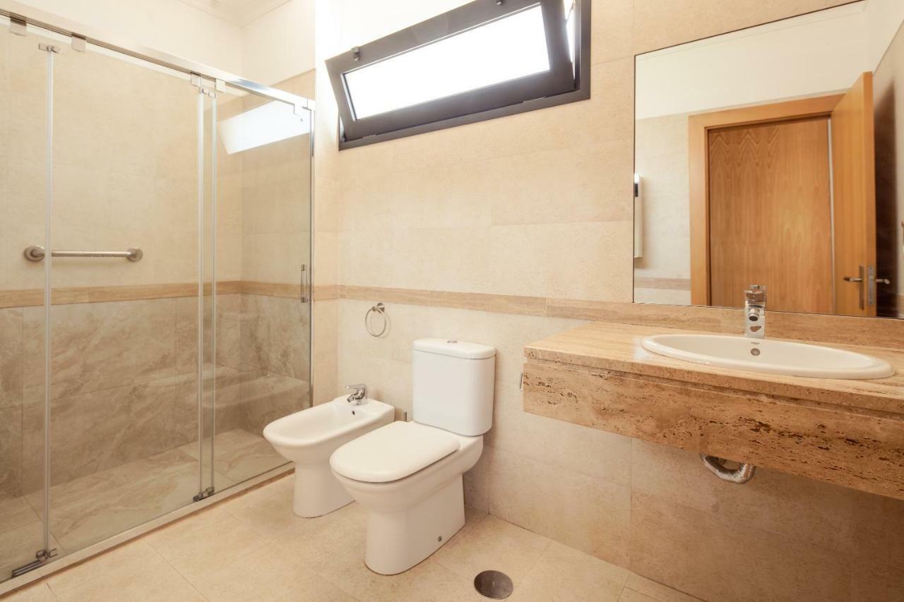 Elegant Apartment With Sea Views By Trip2Portugal ฟุงชาล ภายนอก รูปภาพ